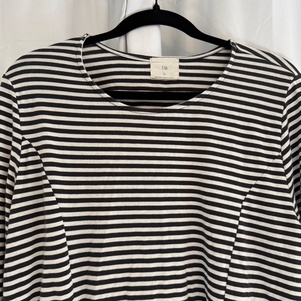 Anthropologie T.LA Black White Striped Tie Front Long Sleeve Tee Women’s Large - Picture 5 of 10